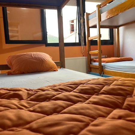 Blue Orange Lake Hostel Ohrid Ngoại thất bức ảnh
